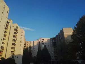 עורך דין לייצוג מול פרזות