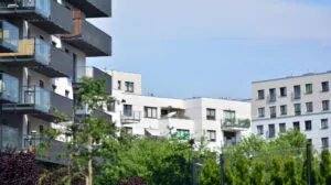 מי זכאי לדיור ציבורי